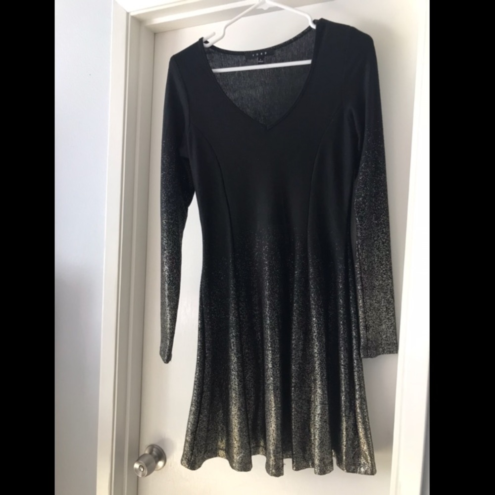 Black and Gold Long Sleeved Dress